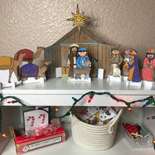 Load image into Gallery viewer, Montessori Christmas Learning Trays Pack